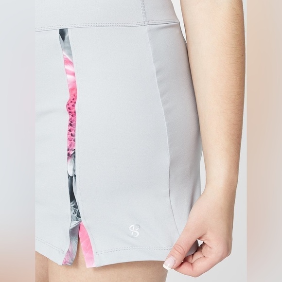 NWT Sofibella Women’s 15” Dresscode Tennis Skort - Picture 3 of 6